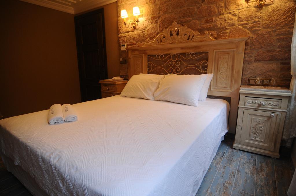 Fikretbey Konagi Hotell Ayvalı Rum bild